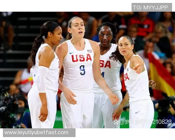 2025年篮球盛宴女嘉宾大盘点:内衣模特与日本女星齐聚一堂